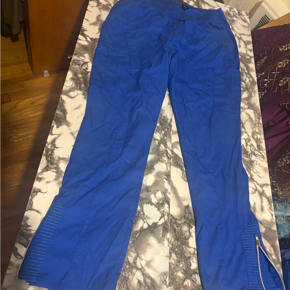 Jaanuu medium royal blue scrub pants
